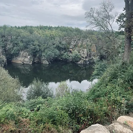 Casa Da Tia Binda - Refugio No Centro Historico Monção